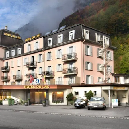 Lodge Du *