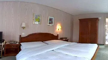 Du Дерев'яний котедж *