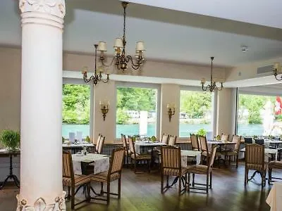 Дерев'яний котедж Du Інтерлакен